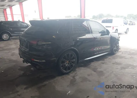 2016 Porsche Cayenne Gts z USA, uszkodzony, nr VIN WP1AD2A26GLA70730